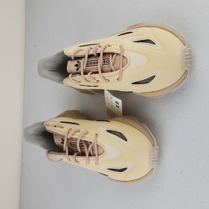 Adidas OriginalsOzweego Celox Trainer